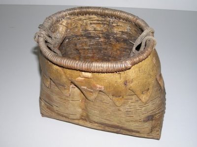 Birch bark container