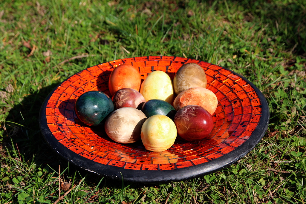 Naturally dyed Easter Eggs